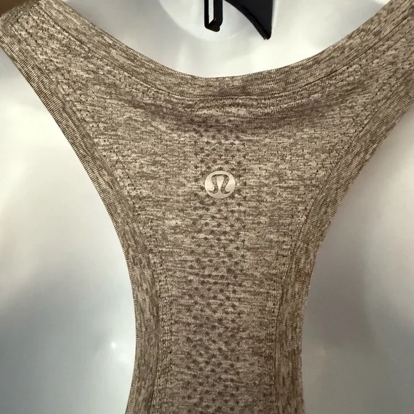 Lululemon Swiftly Tech Racerback‎ 2.0 Slate / White - Picture 3 of 8